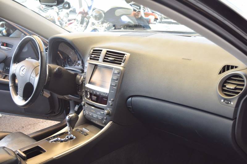 Image 7 of Lexus: IS Base 4dr Sedan…